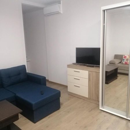 Cozy Gagarin Plaza Apartment Oldenburg Bagian luar foto